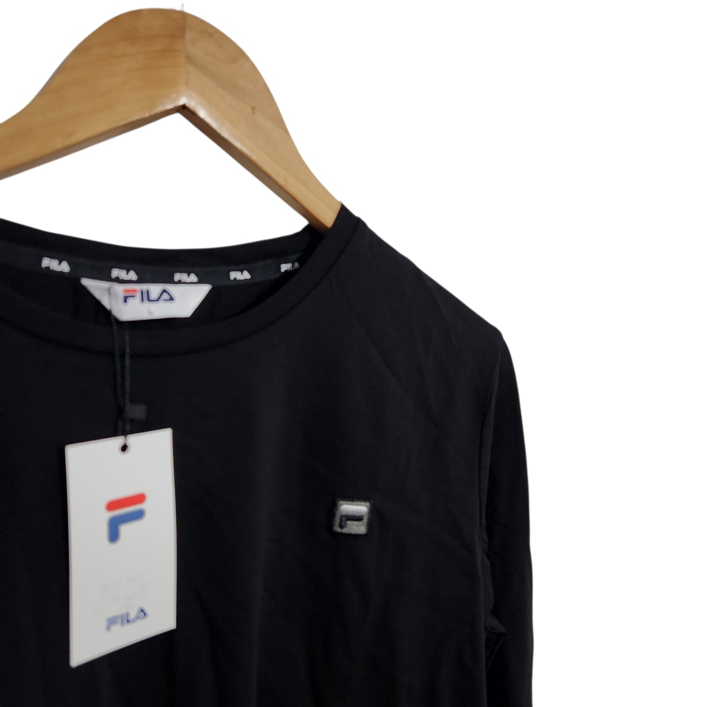 FILA חולצת טי שרוול ארוך שחורה לגברים – חדשה עם תג – מידה L