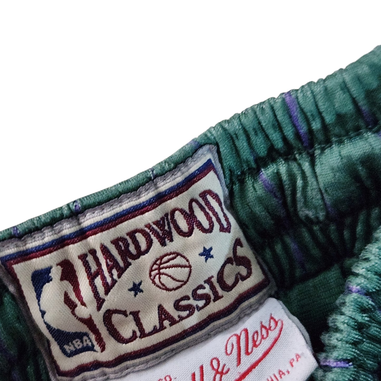Mitchell & Ness Hardwood Classics Milwaukee Bucks מכנסי כדורסל לילדים – גיל 14–16