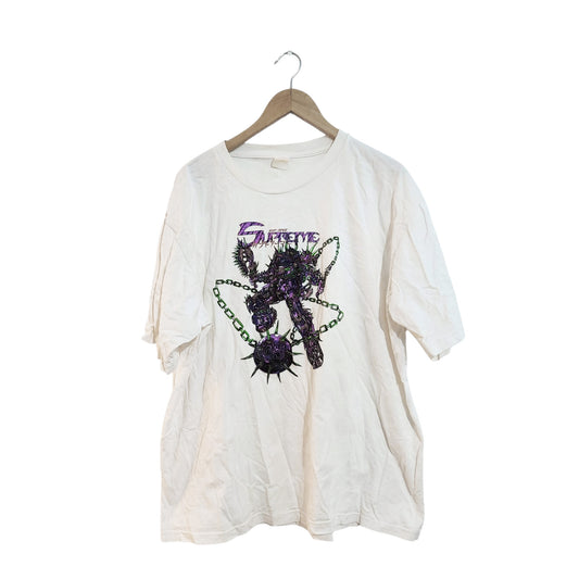 SUPREME | חולצת טי לבנה עם הדפס גרפי לגבר | מידה XXL | דהתה ועם כתם קטן