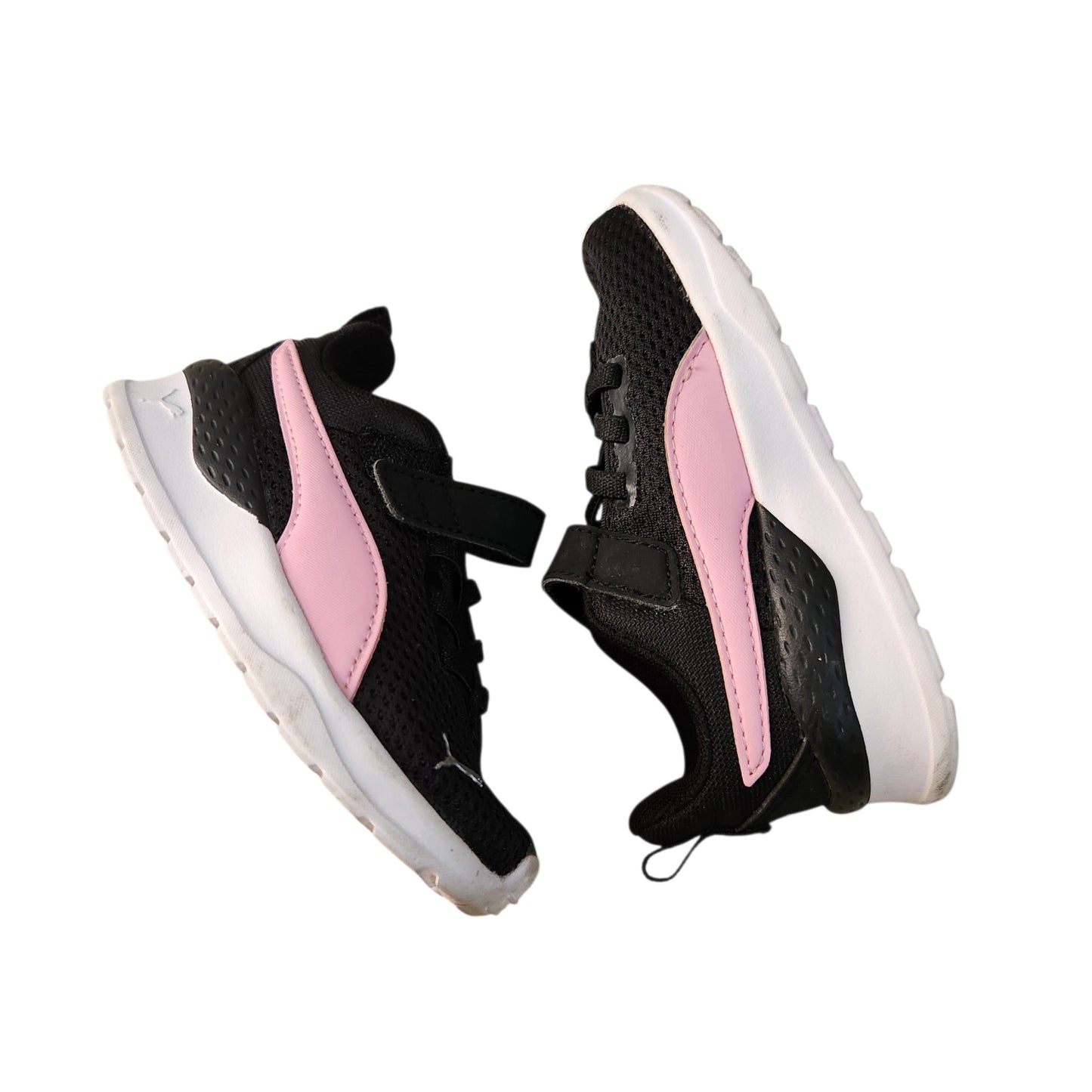 PUMA | נעלי ספורט שחורות ורודות | ילדות | מידה 23
