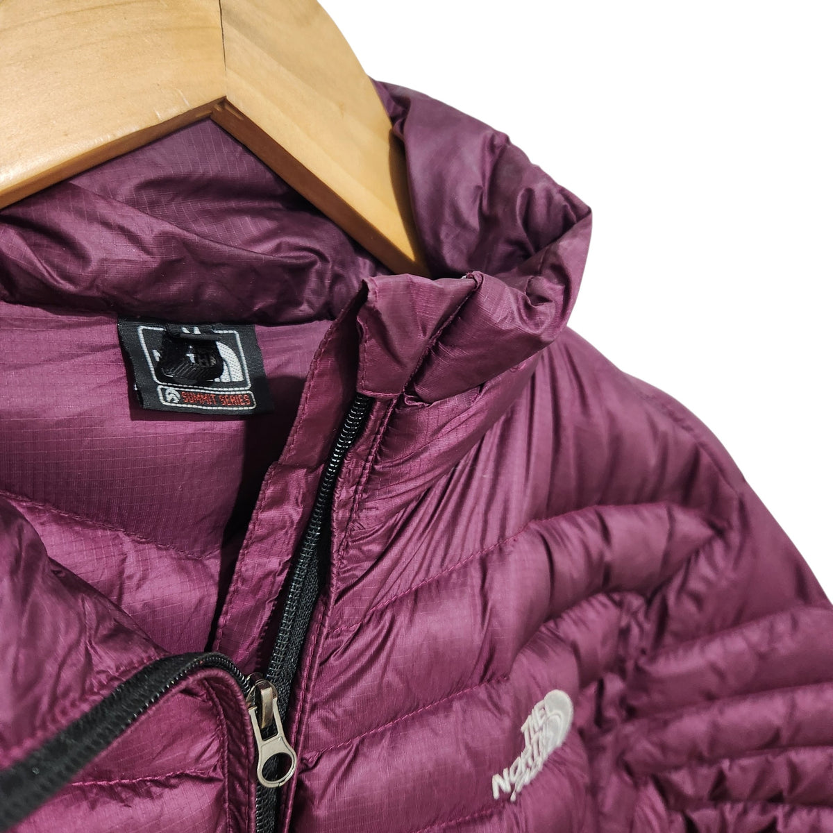 THE NORTH FACE | מעיל פוך לנשים | M | סגול