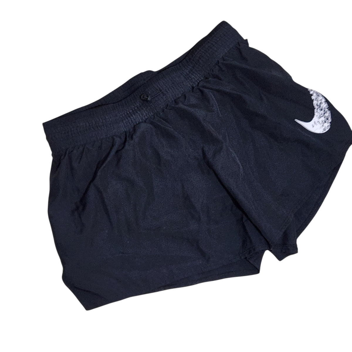 NIKE DRI-FIT | מכנסי ריצה קצרים לנשים עם תחתון פנימי | מידה S