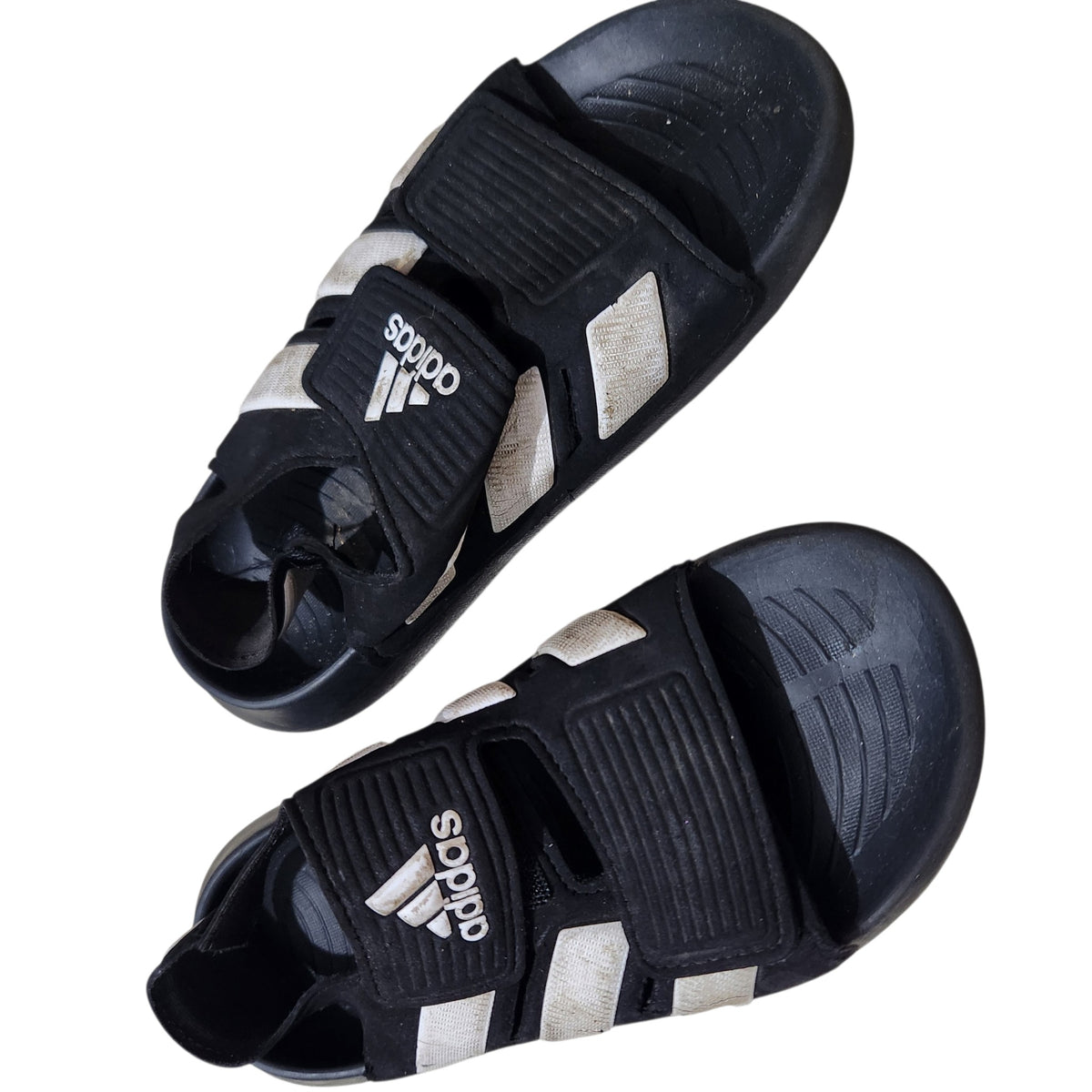 ADIDAS | סנדלי ילדים שחור-לבן | מידה 31