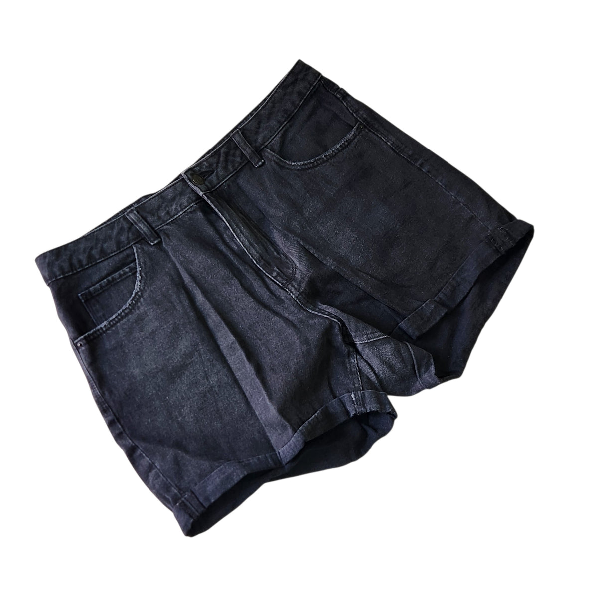 VERO MODA | מכנסי ג׳ינס קצרים שחורים לאישה | XL