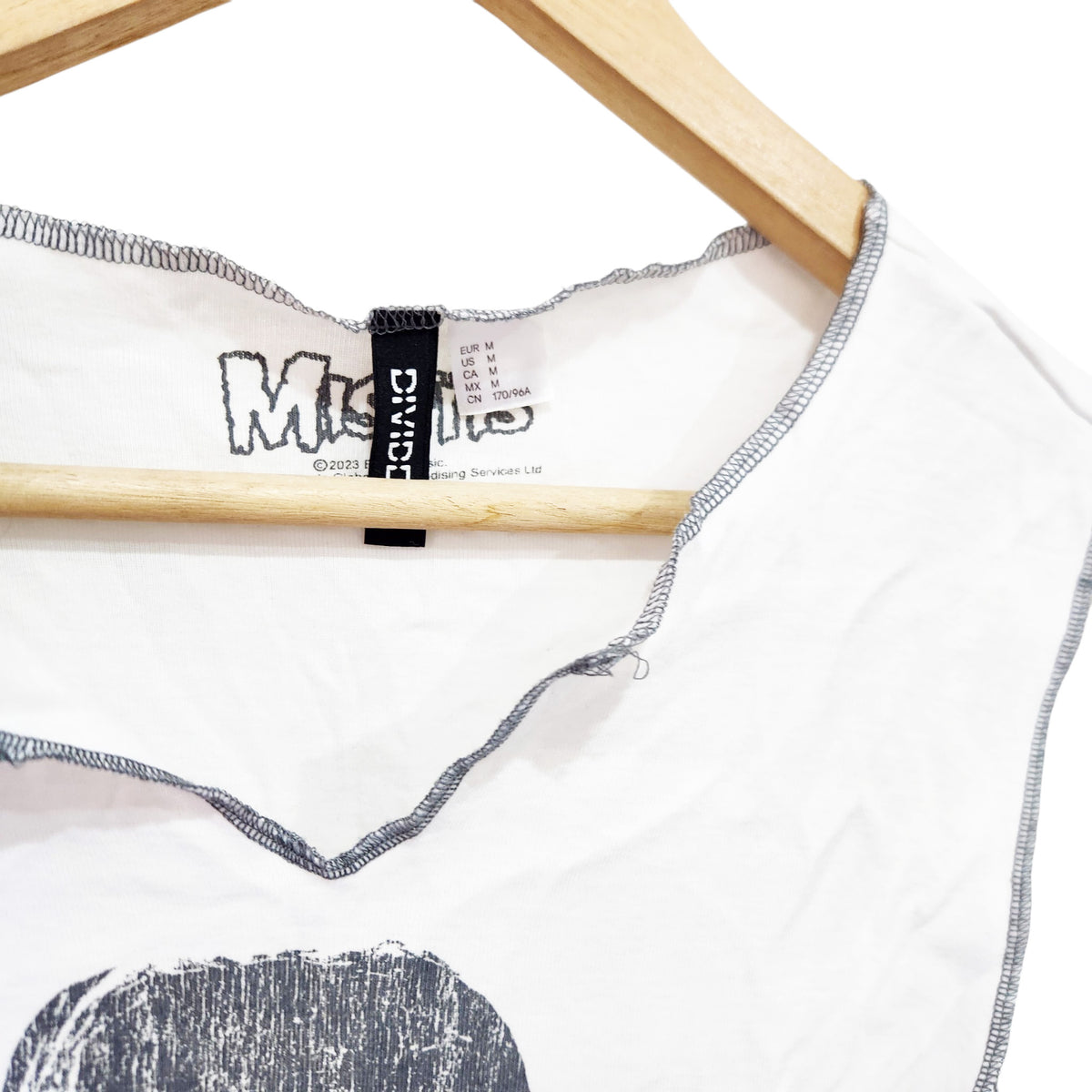 H&M x MISFITS | גופיית קרופ גרפית | נשים | M