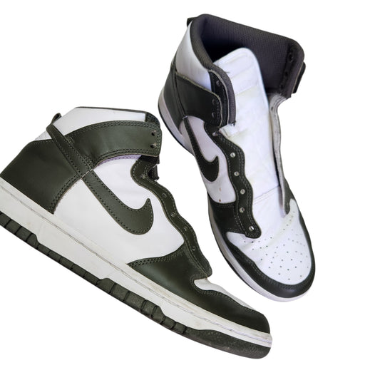 NIKE DUNK HIGH | נעלי סניקרס גבוהות לאישה | מידה 40.5 | שחור ולבן