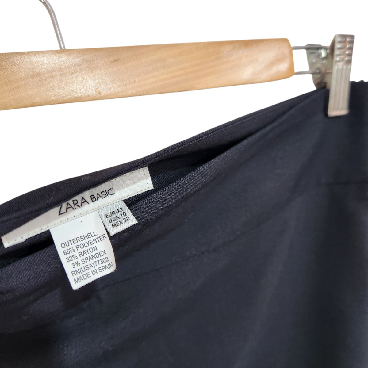ZARA BASIC | חצאית עיפרון שחורה מחויטת | לאישה | מידה 42 (XL)