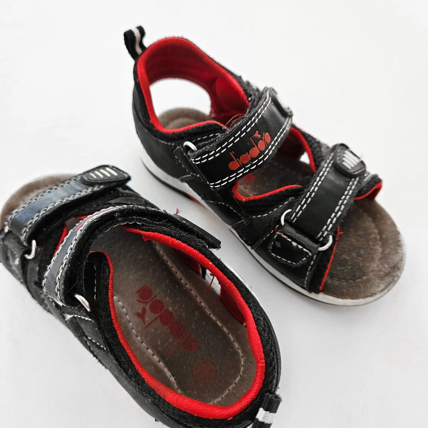 Diadora נעלי ילדים מידה 24
