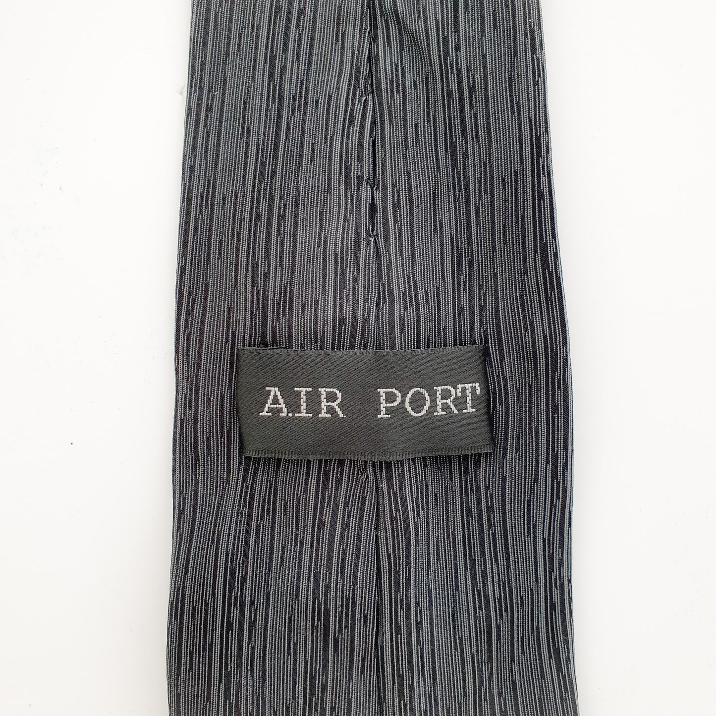 Air Port עניבה‏