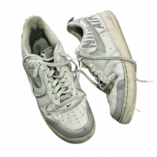 NIKE נעליים לגבר מידה 43 מצב משומש