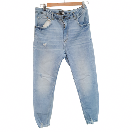ZARA ג'ינס לאישה מידה 44