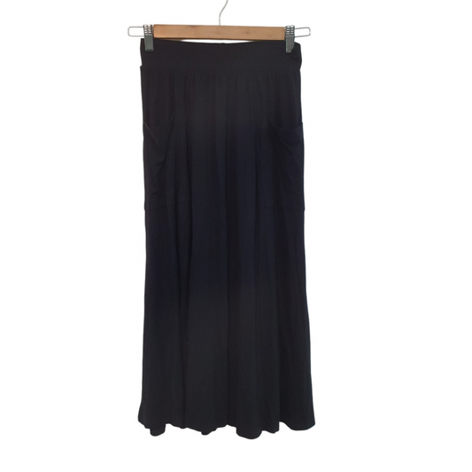 ASOS חצאית שחורה לאישה מידה 36