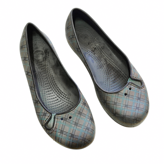 Crocs נעליים לאישה מידה 38-39