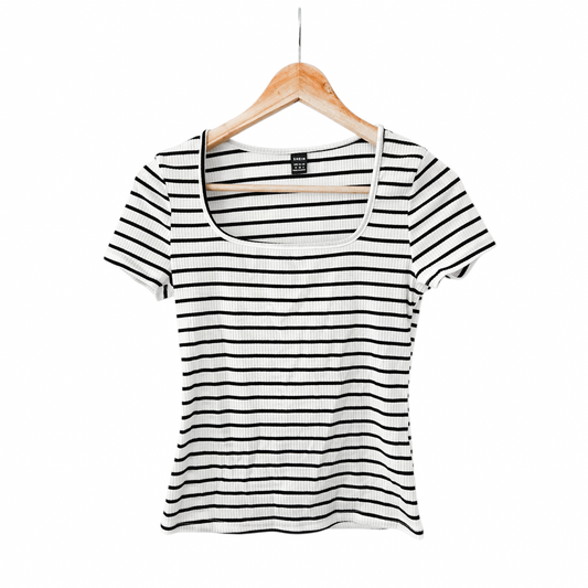 Shein חולצה קצרה לאישה מידה M‏