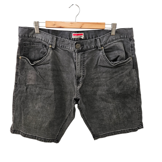 Castro ג'ינס קצר לגבר מידה 38