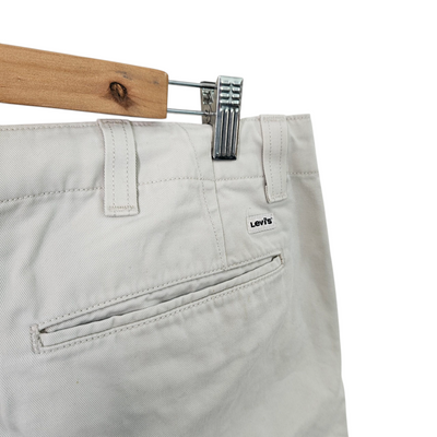 Levi's מכנסיים קצרים לגבר מידה 34