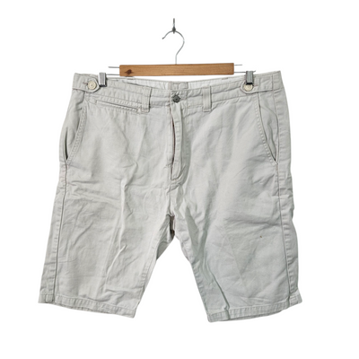 Levi's מכנסיים קצרים לגבר מידה 34