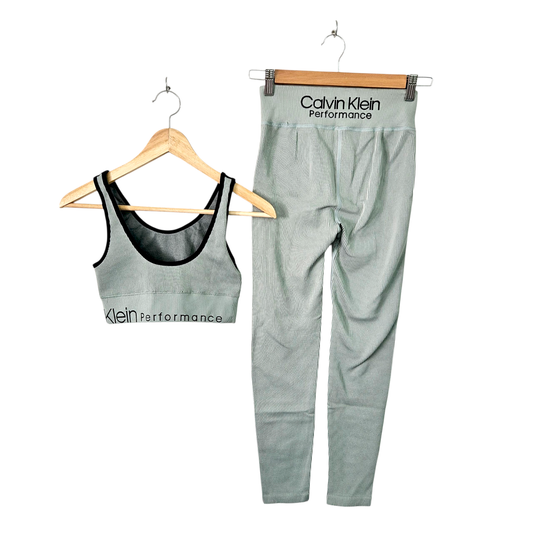 CALVIN KLEIN סט טייץ + חזיית ספורט לאישה מידה S