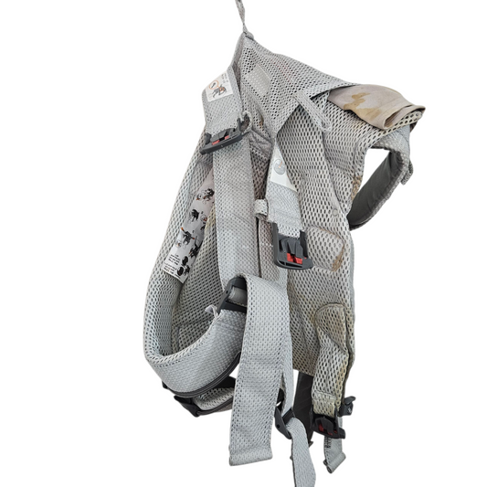 מנשא BABYBJORN 3.5-4.5KG - במצב טוב עם כתמים