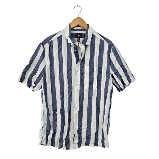 H&M חולצה מכופתרת לגבר מידה M