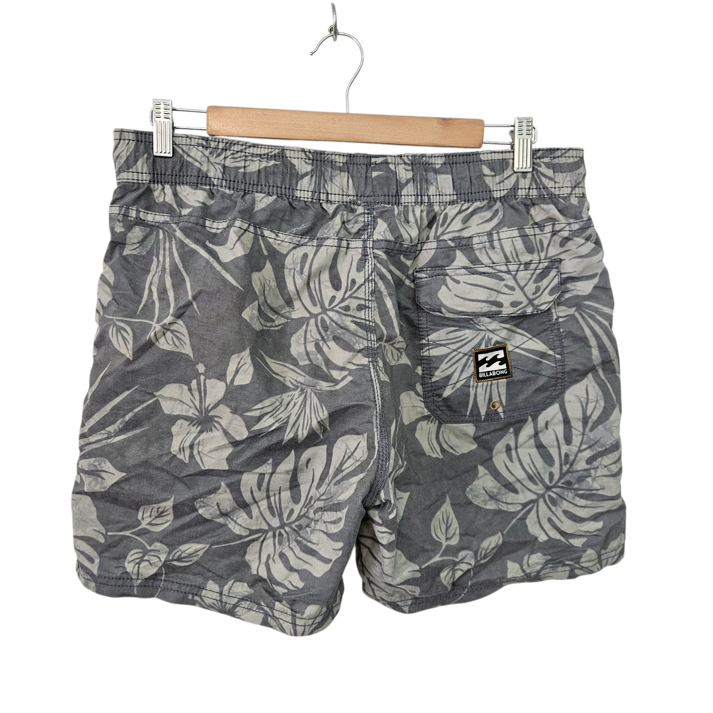 BILLABONG מכנסי בגד ים לגבר מידה 32