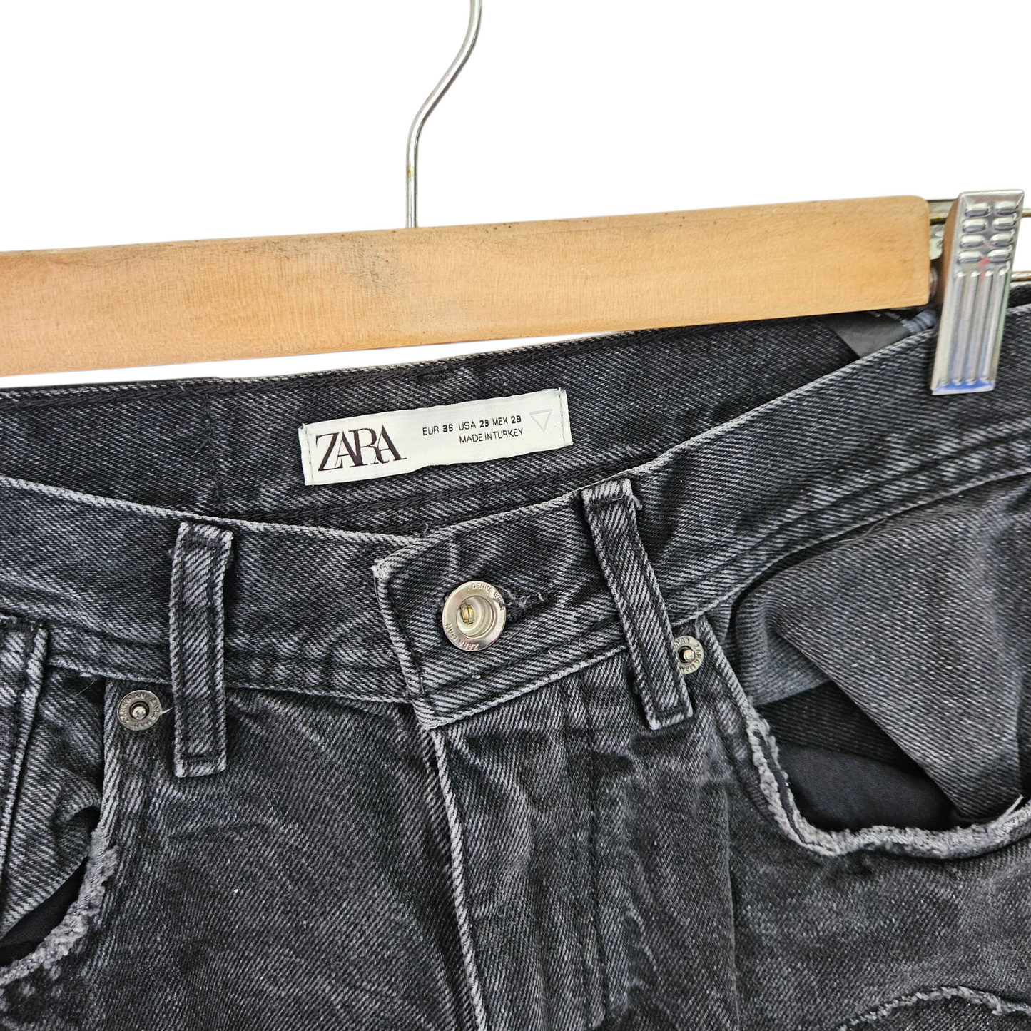 ZARA ג'ינס שחור לאישה מידה 36