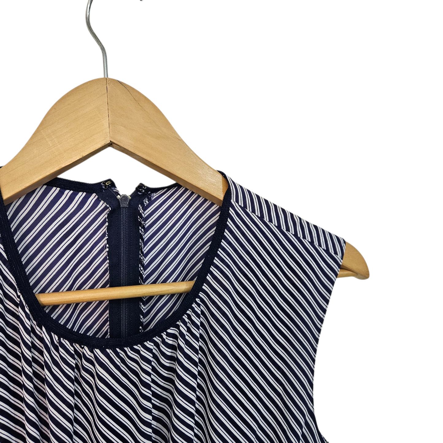 שמלה קצרה לאישה מידה S