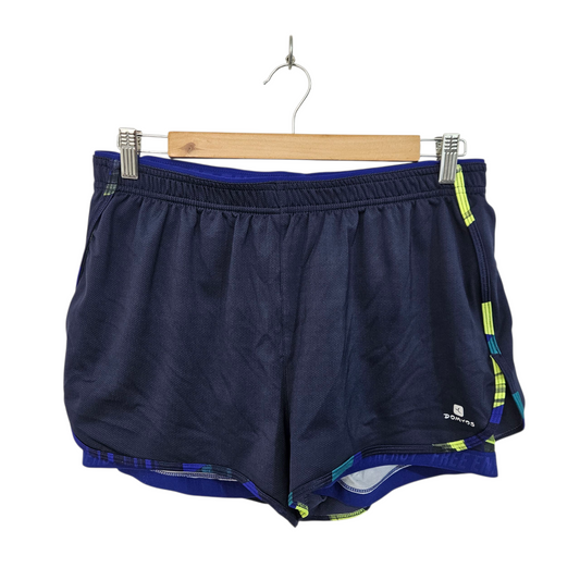 DECATHLON מכנסיים קצרים לאישה מידה M