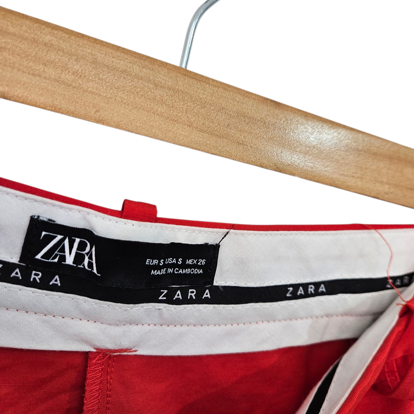 ZARA מכנסיים אדומים לאישה מידה S