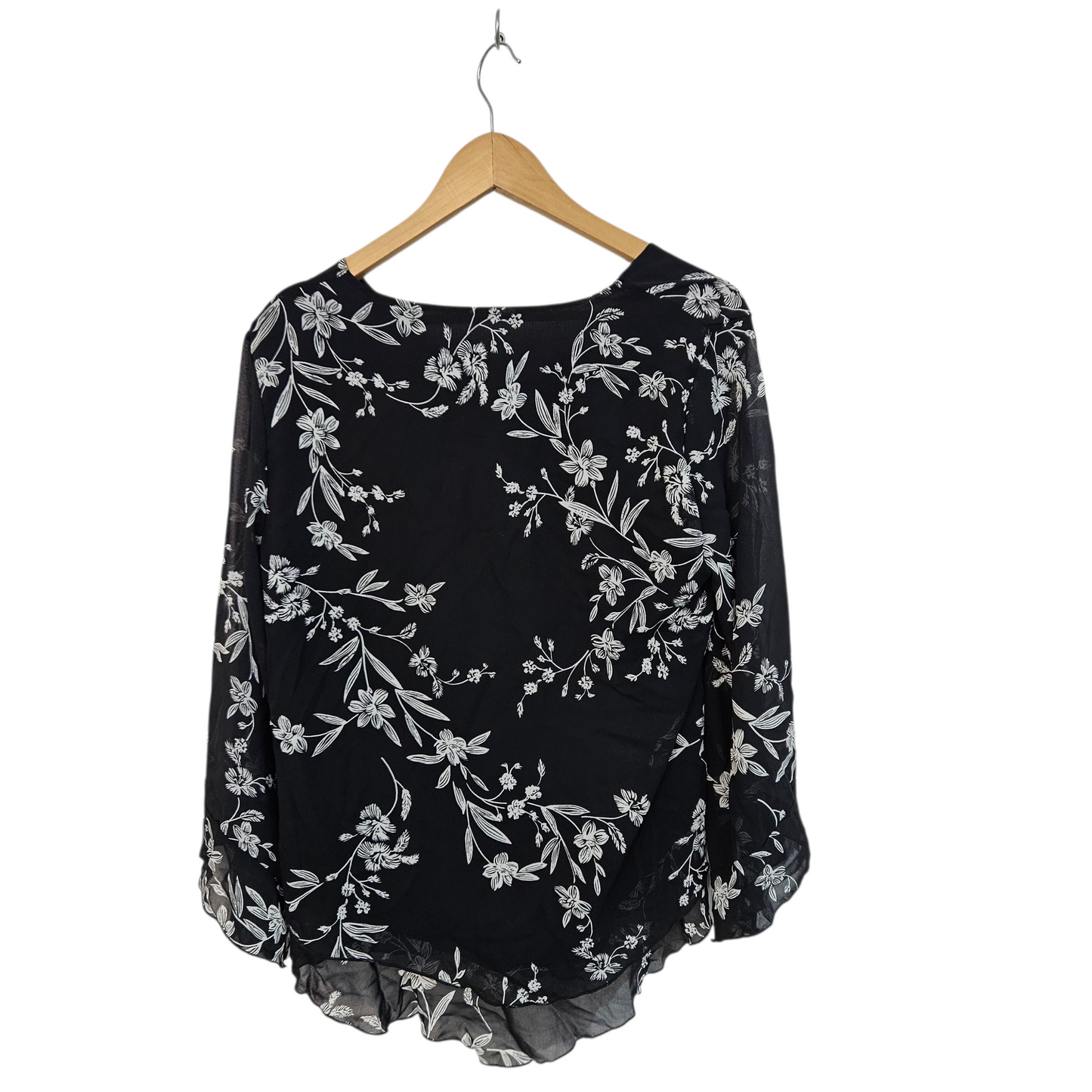 חולצה מעוצבת לאישה מידה L