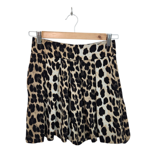 ZARA מכנסיים קצרים לאישה מידה XS