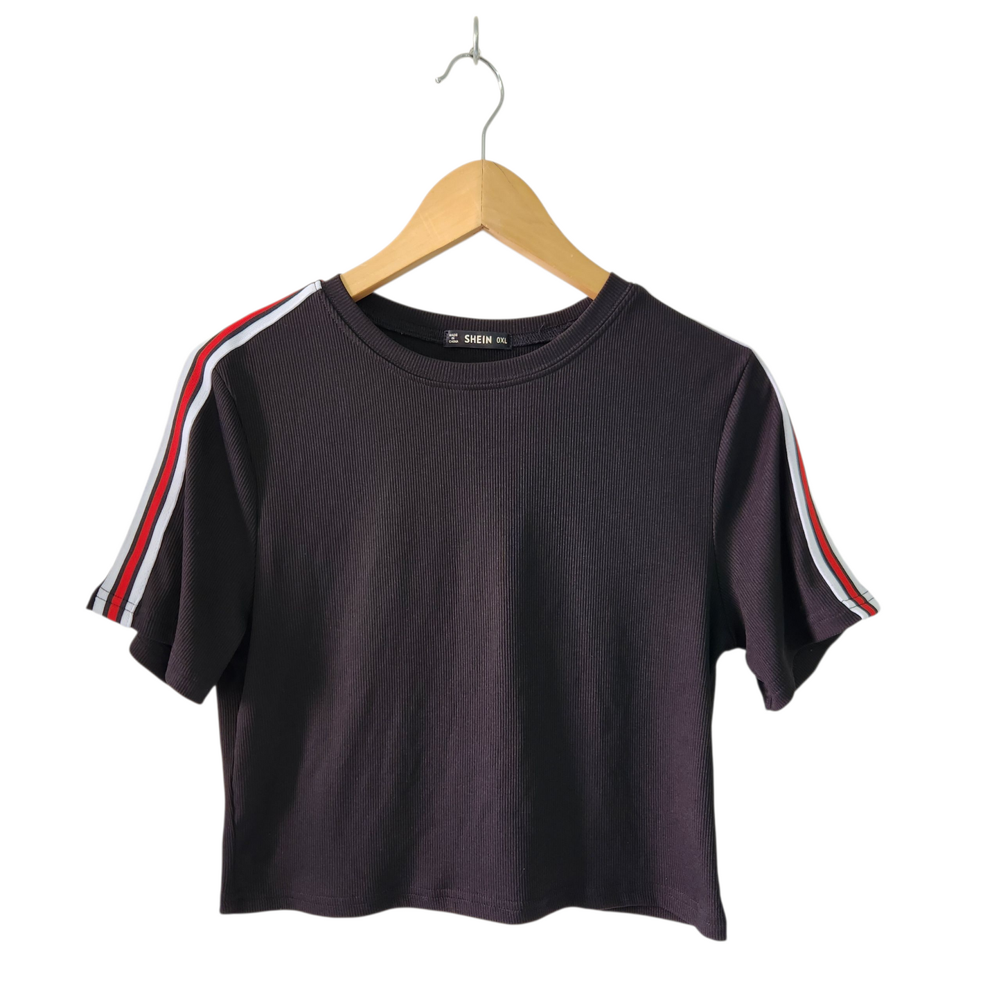 SHEIN חולצה קצרה לאישה מידה XL