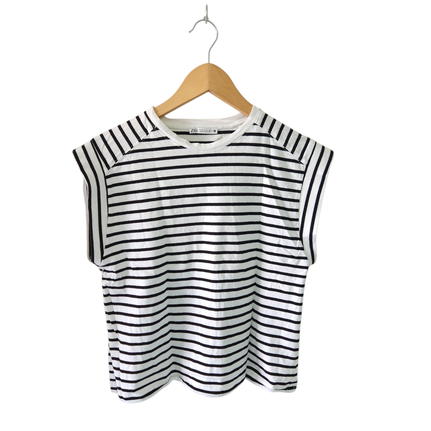 ZARA חולצה קצרה לאישה מידה S