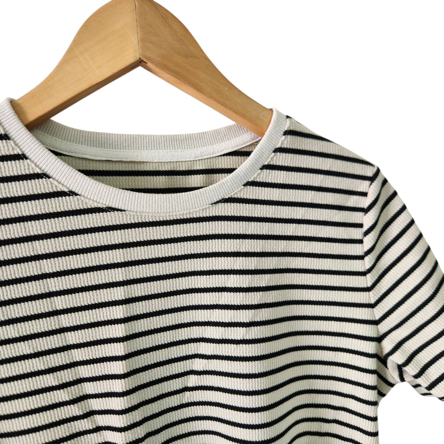 חולצה קצרה לאישה מידה M/L