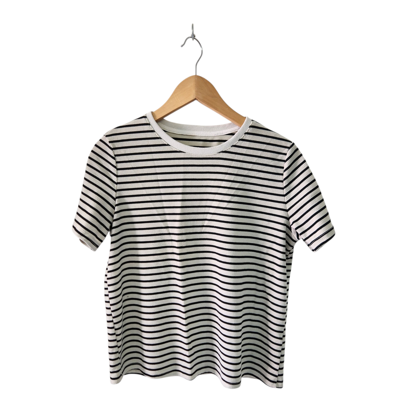 חולצה קצרה לאישה מידה M/L