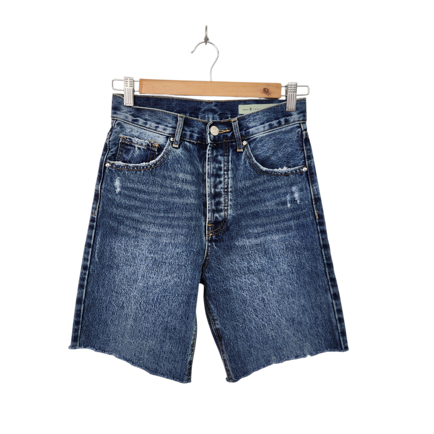 TWENTYFOURSEVEN ג'ינס קצר לאישה מידה 32